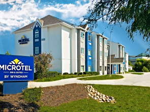 Microtel Inn & Suites by Wyndham Council Bluffs/Omaha