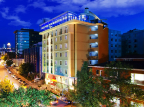 Midas Hotel