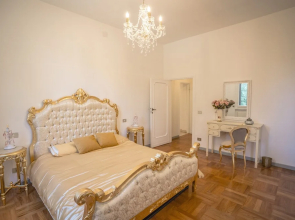 Majestic Villa in Hills of Florence with Gardens Gym Jacuzzi and Sauna