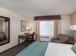 Best Western Plus Chestermere Hotel