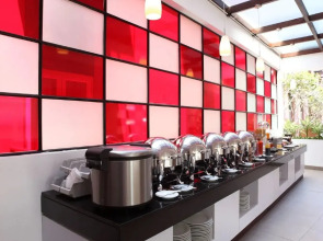 Amaris Hotel Legian Bali