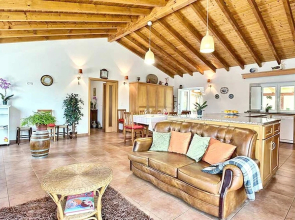 House With 4 Bedrooms in Sines, With Wonderful Mountain View, Enclosed