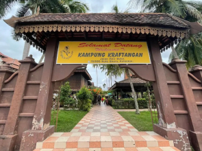 Khalifa Suites