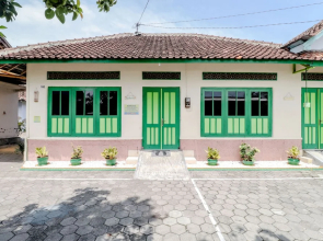 Bahagia Sederhana Home Stay - Hostel