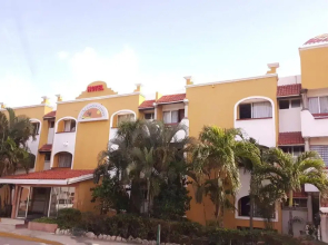Suites Cancun Center by Kavia