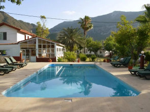 Maviay Beach Hotel