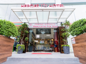 Heroes Hotel