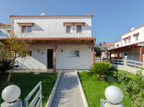 Elladas Villas with Pool at Kolympia!