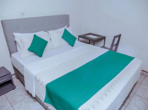 Room in BB - Martin Aviator Hotel