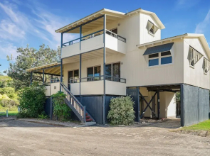 Fraser Island Beach Houses