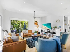 Peregian Beach Holiday House Resort Pet Friendly