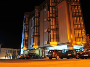 Hotel Emma Est