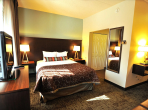 Staybridge Suites Chicago-Oakbrook Terrace by IHG
