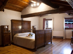 Charming Palace Santa Fosca