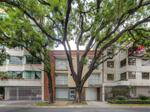Grupo Kings Suites - horacio 1525