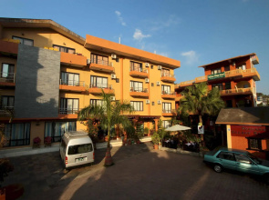 Hotel Pokhara Village & SPA