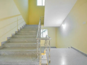 Rr Hotel by OYO Rooms