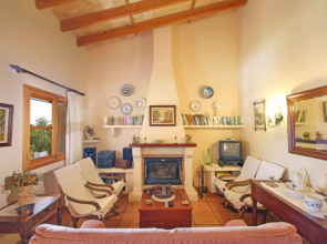 House Binibona Moscari