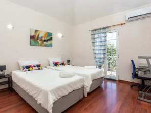 Family Meeting Point - V3 - Faro