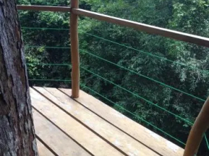 Treehouse, Travellers Hideout