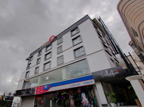 OYO Flagship 16484 Indiranagar