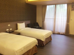 Crystal Hotel