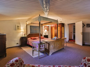 Villa With 7 Bedrooms in Castelnuovo, With Private Pool, Terrace and Wifi