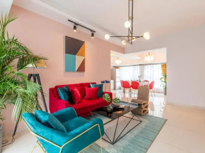 Locals Boutique Apartment Huafa Plaza 5