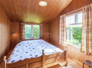 Peaceful Holiday Home near Center in Burgh Haamstede