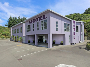 Amethyst Court Motorlodge