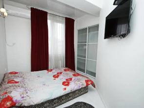 New Home Apartment on Lev Tolstoi