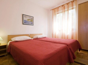 Ljilja - 10m From the sea With Parking - A4