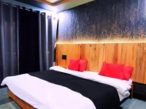 Royale Rainbow Resort