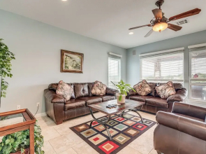 Lago Vista Vacation Rental - Walk to Lake Travis!