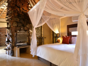 Aha Makalali Private Game Lodge (River Lodge)