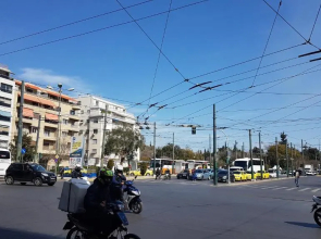 Petrol Apartment- Athens Center, 4 BD, 1 BATH