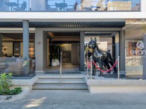 Evanik Chic Hotel