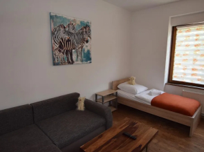 AB Apartment 82