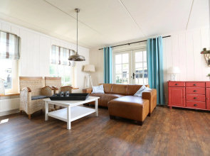 Villa in Wieringer Style With Hot Tub
