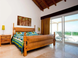 Punta Blanca Golf  Beach Resort