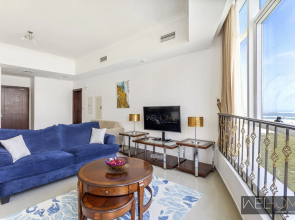 WelHome - Luxurious Sea-View Retreat at Hydra Avenue