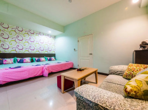 Love Night Market Inn