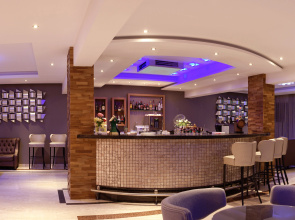 Asterias Beach Hotel
