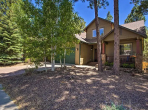 Flagstaff Hideaway: Private Hot Tub, 4 Mi to Dtwn!