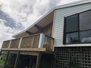 Pacific views, tranquil location, large home Navy House 2