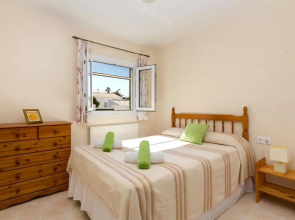 Cala'n Porter Playa Apartments