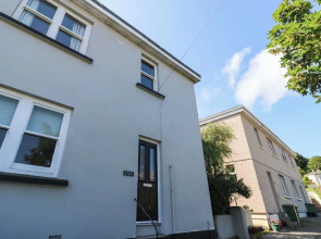 8 Rosewall Cottages