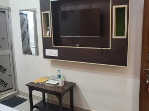 Ramam By Naavagat 700 Meter From Temple