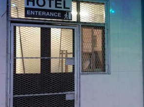 Hotel Midnight