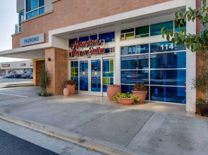 Hampton Inn & Suites Los Angeles - Glendale